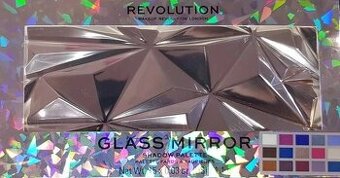LUXUSNÍ KAZETA OČNÍCH STÍNŮ Revolution Glass Mirror - 1