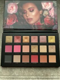 Paletka očních stínů Huda Beauty Rose Gold Remastered