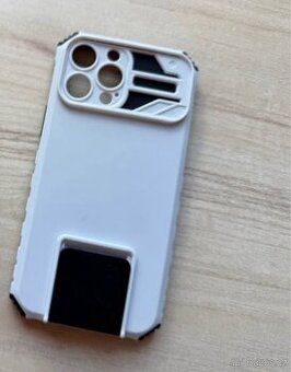 kryt na iPhone 13 Pro Max