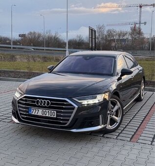 Audi A8 Long 2019 S-Line ve špičkové výbavě.