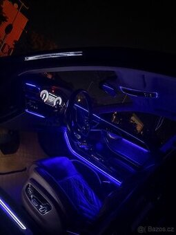 Audi A8 Long 2019 S-Line ve špičkové výbavě.