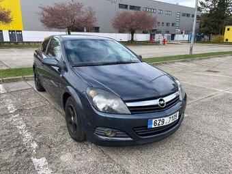 Opel Astra H 1.6 GTC