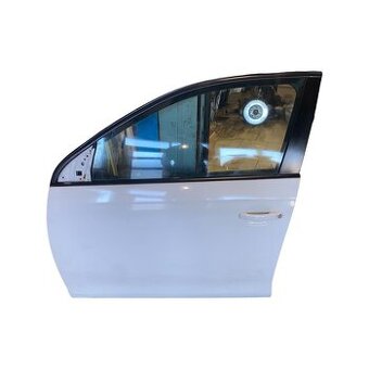 Levé přední dveře bílá metalíza LB9A VW Golf 5 kombi 2008