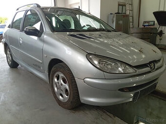 Peugeot 206 1.1.i r.v.2004 HFX 44kw(4605)