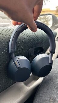 Sluchátka Sony WH-1000XM5