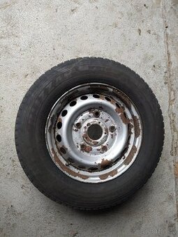 Rezervní kolo Ford Transit