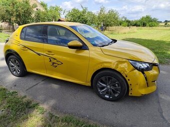 Peugeot e-208 elektro 2021