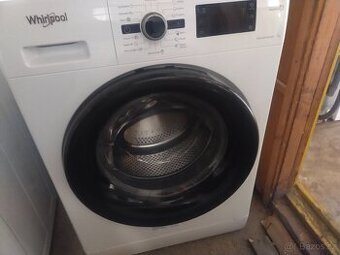 Prodám plně funkční pračku zn. Whirlpool na 7 kg-----DOVEZU