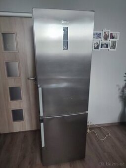 Lednice s mrazákem
