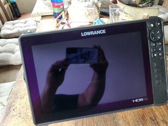 Echolot Lowrance HDS-12 LIVE - 1