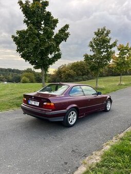 Bmw e36 coupe 316i - NOVÁ STK