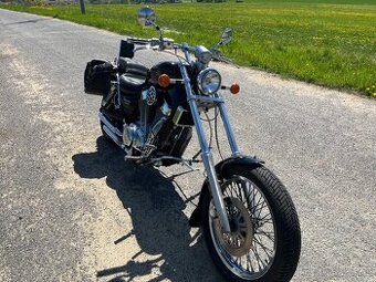 Suzuki VS 1400 Intruder - 1