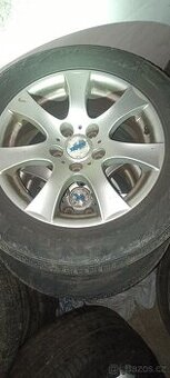 Zimni sada kol s pneu na BMW E60 E61 zadokolka 225/55 R16