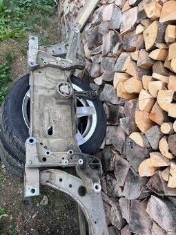 Nápravnice octavia 2