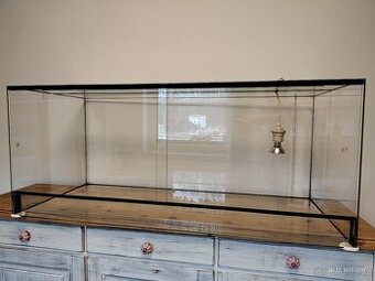 Prodám velké terárium 120x50x50