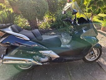 Honda silver wing 600