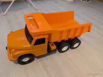 TATRA 148  Tradiční hračka na pískoviště