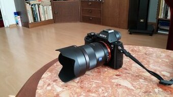 Sony Alpha 7 tělo a Zeiss 1,8/55mm