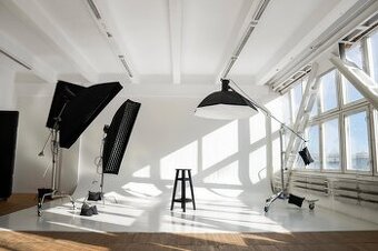 Ruším fotoateliér a prodám za symbolické ceny: