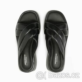 Kožené pANTOFLE Vagabond NA VYVÝŠENÉ PODEŠVI vel 37

