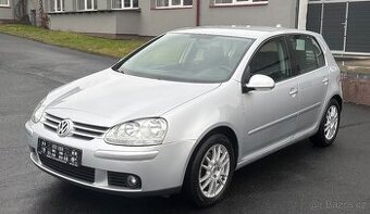 VW Golf V 1.6 MPI
