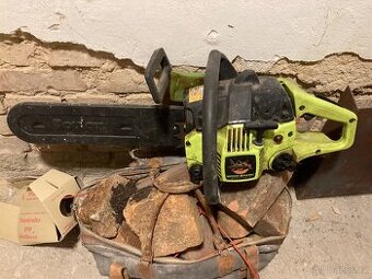 Benzinová Motorová pila