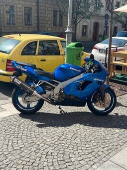 Kawasaki ZX9-R 1998