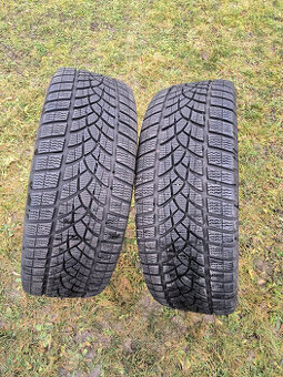 2 zimní pneu 235/55/19 GOODYEAR vz. 90%