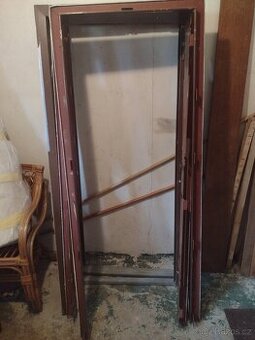 Dvoudílné ocelové zárubně