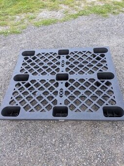 Plastové palety 120x100