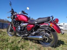 Triumph legend 900 rv 2000. 38000km ,Original km. Doplnky.