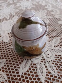 Bylinkáč porcelánový