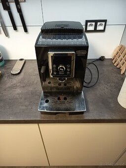 Kávovar DeLonghi cappuccino