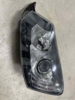 Škoda Yeti (levé přední světlo 5L1941015C)