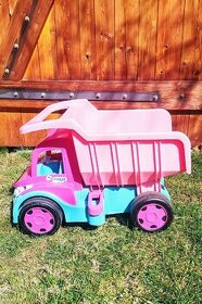 Nákladní auto vyklápěcí