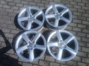 236. Originál Alu Kola Audi R19