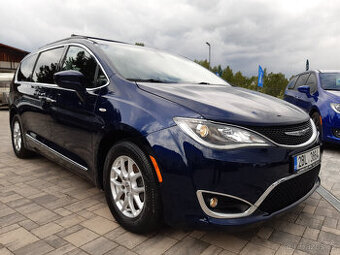 Chrysler Pacifica 3,6L V6 Touring L, kůže, vůz po servis