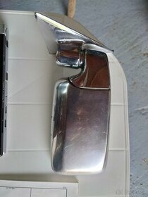 Zpětné zrcátko BMW z roku 1979