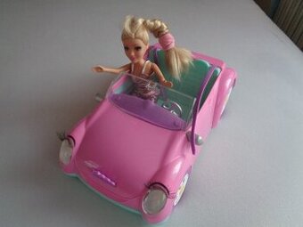 Barbi v růžovém cabrioletu + 2 oblečky na ní ZDARMA