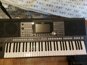 Prodám Yamaha PSR s 970