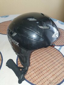 Dětská lyžařská helma Uvex    51-56
