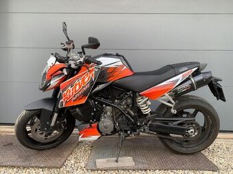 KTM Super Duke 990  SERVISNÍ KNÍŽKA