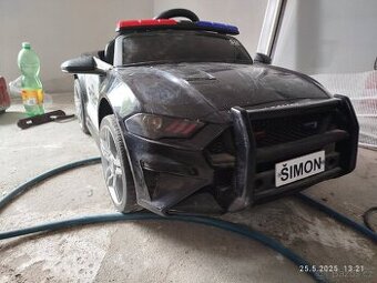Elektrické auto