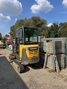 Prodám otočný bagr VOLVO EC18D