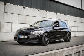 BMW M135i M-Performance Manuál