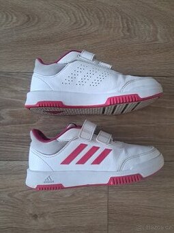 Dívčí boty Adidas pěkný stav