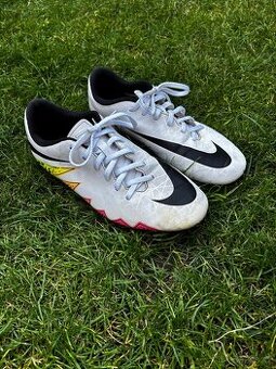 Kopačky Nike Hypervenom vel. 38,5