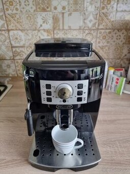 Delonghi Magnifica S automaticky kavovar
