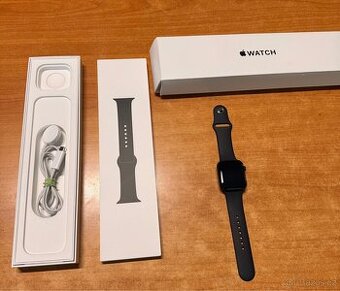 Apple Watch SE 2 generace GPS 44 mm Cellular (2023)