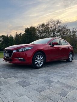 Mazda 3 1.5i 74 kW r. 2017 – servisní kniha, zimní + letní k